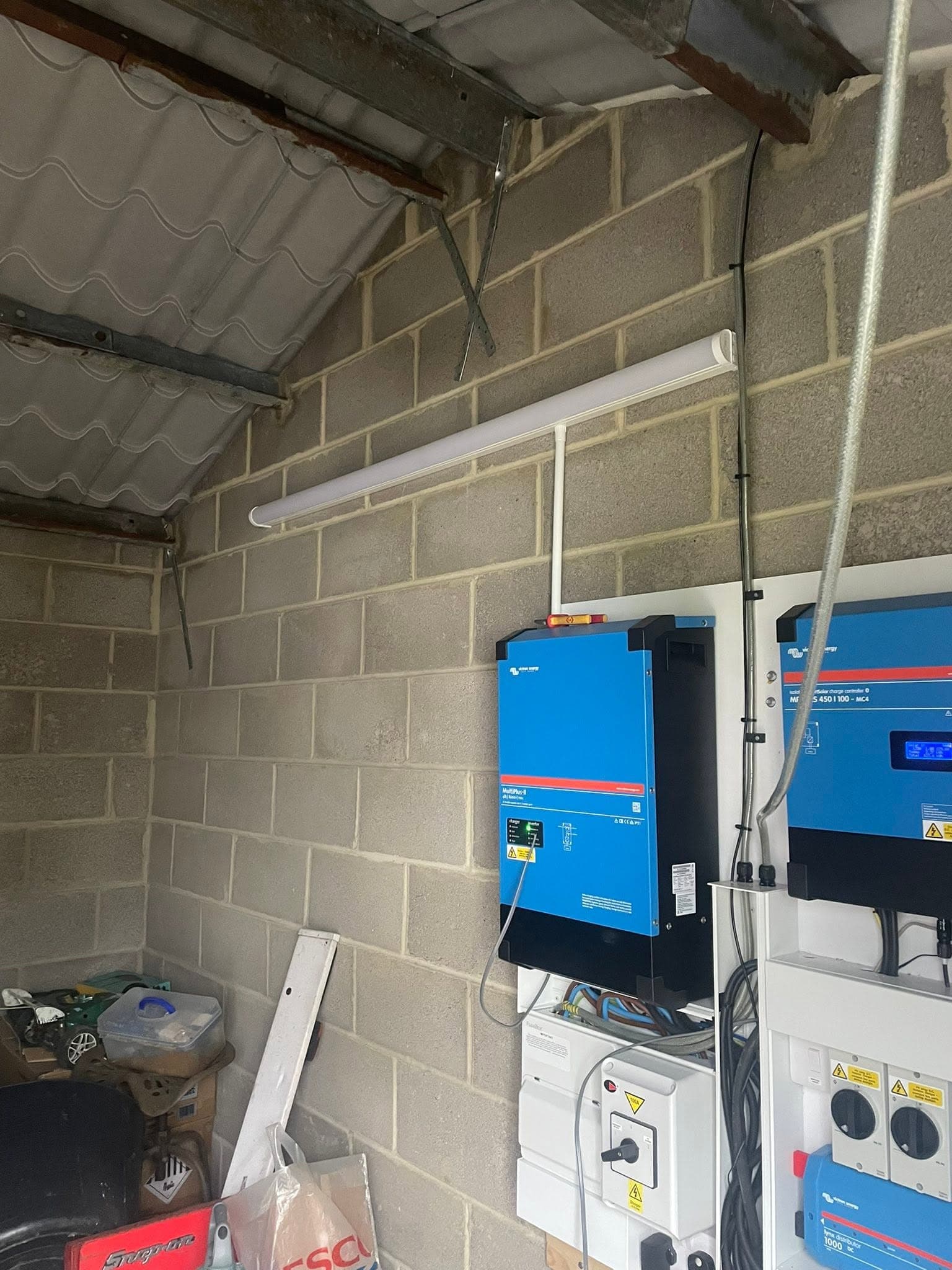 Victron MultiPlus inverter and SmartSolar charge controller battery storage system